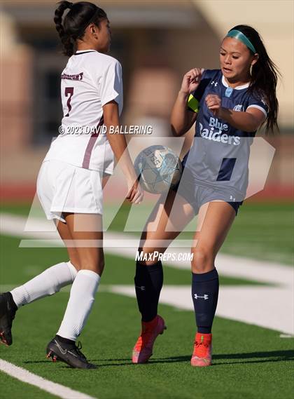 Thumbnail 3 in Bridgeport vs Bell (EMS-ISD X-Town Shootout) photogallery.
