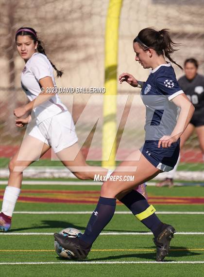 Thumbnail 3 in Bridgeport vs Bell (EMS-ISD X-Town Shootout) photogallery.