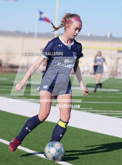 Thumbnail 1 in Bridgeport vs Bell (EMS-ISD X-Town Shootout) photogallery.