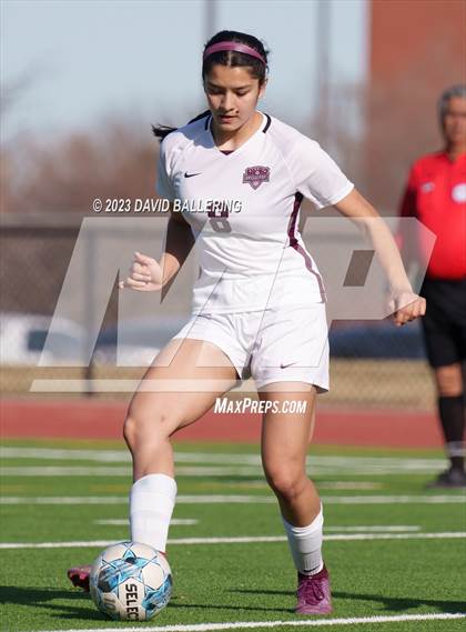 Thumbnail 3 in Bridgeport vs Bell (EMS-ISD X-Town Shootout) photogallery.