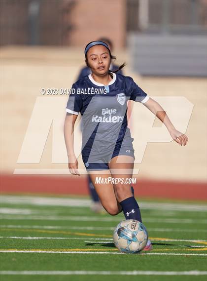 Thumbnail 1 in Bridgeport vs Bell (EMS-ISD X-Town Shootout) photogallery.