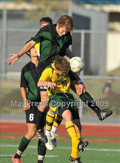 Thumbnail 2 in El Camino vs. Rio Americano (CIF SJS D3 Final) photogallery.