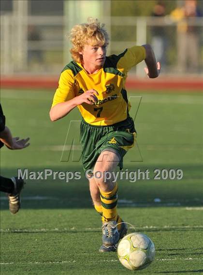 Thumbnail 3 in El Camino vs. Rio Americano (CIF SJS D3 Final) photogallery.
