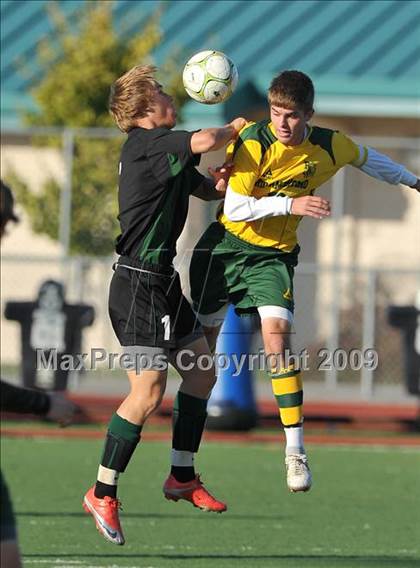 Thumbnail 1 in El Camino vs. Rio Americano (CIF SJS D3 Final) photogallery.