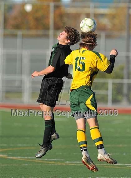 Thumbnail 2 in El Camino vs. Rio Americano (CIF SJS D3 Final) photogallery.