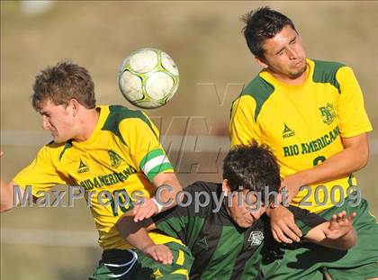 Thumbnail 2 in El Camino vs. Rio Americano (CIF SJS D3 Final) photogallery.