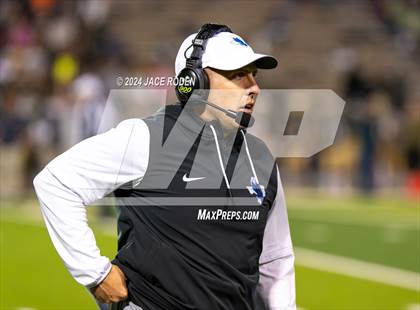 Thumbnail 1 in Lindale @ Little Cypress-Mauriceville (UIL Football 4A D1 Region 3 BI-District) photogallery.