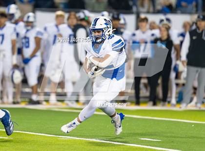Thumbnail 1 in Lindale @ Little Cypress-Mauriceville (UIL Football 4A D1 Region 3 BI-District) photogallery.