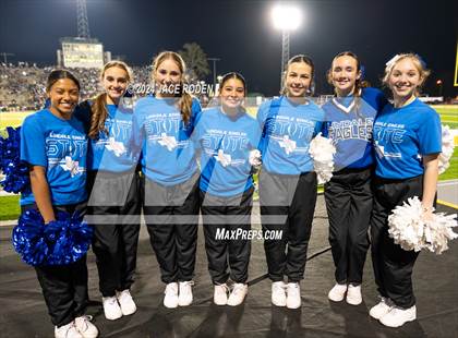 Thumbnail 1 in Lindale @ Little Cypress-Mauriceville (UIL Football 4A D1 Region 3 BI-District) photogallery.