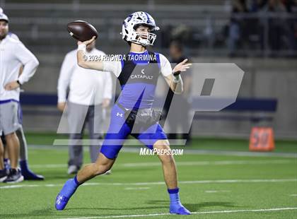 Thumbnail 1 in Needville vs. Kilgore (UIL Football 4A D1 Region III Area) photogallery.