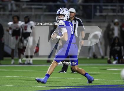 Thumbnail 3 in Needville vs. Kilgore (UIL Football 4A D1 Region III Area) photogallery.
