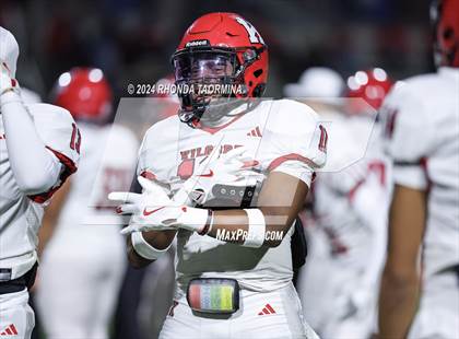 Thumbnail 3 in Needville vs. Kilgore (UIL Football 4A D1 Region III Area) photogallery.
