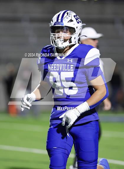 Thumbnail 2 in Needville vs. Kilgore (UIL Football 4A D1 Region III Area) photogallery.