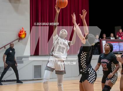 Thumbnail 1 in Istrouma vs E.D. White (D2 regional) photogallery.