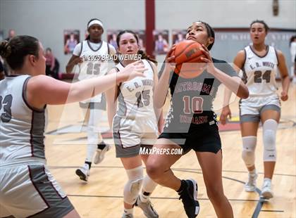 Thumbnail 3 in Istrouma vs E.D. White (D2 regional) photogallery.