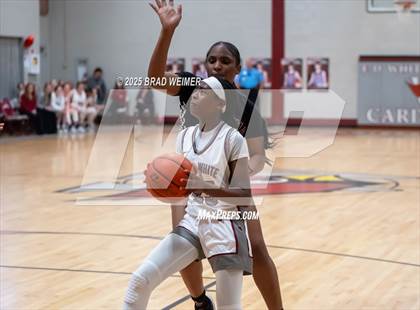 Thumbnail 1 in Istrouma vs E.D. White (D2 regional) photogallery.