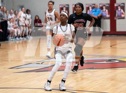 Thumbnail 3 in Istrouma vs E.D. White (D2 regional) photogallery.