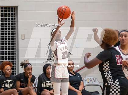 Thumbnail 3 in Istrouma vs E.D. White (D2 regional) photogallery.