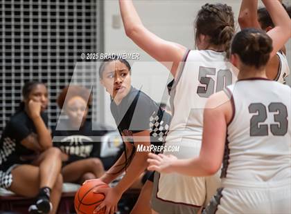 Thumbnail 3 in Istrouma vs E.D. White (D2 regional) photogallery.