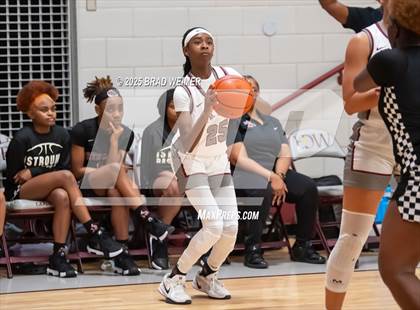 Thumbnail 1 in Istrouma vs E.D. White (D2 regional) photogallery.