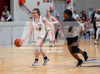 Thumbnail 3 in Istrouma vs E.D. White (D2 regional) photogallery.