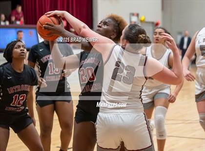 Thumbnail 1 in Istrouma vs E.D. White (D2 regional) photogallery.