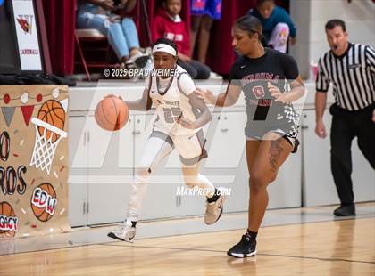 Thumbnail 3 in Istrouma vs E.D. White (D2 regional) photogallery.