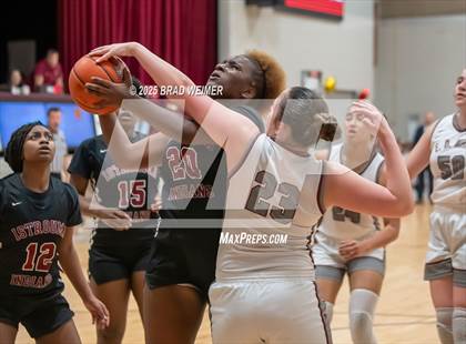 Thumbnail 3 in Istrouma vs E.D. White (D2 regional) photogallery.