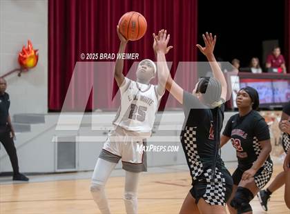Thumbnail 3 in Istrouma vs E.D. White (D2 regional) photogallery.