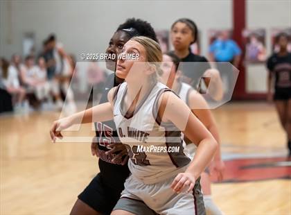 Thumbnail 3 in Istrouma vs E.D. White (D2 regional) photogallery.