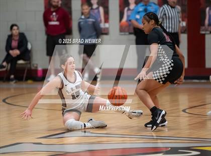 Thumbnail 3 in Istrouma vs E.D. White (D2 regional) photogallery.