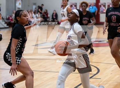 Thumbnail 3 in Istrouma vs E.D. White (D2 regional) photogallery.