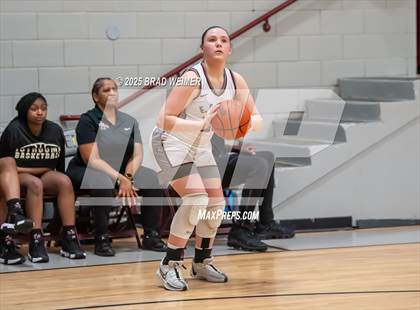 Thumbnail 3 in Istrouma vs E.D. White (D2 regional) photogallery.