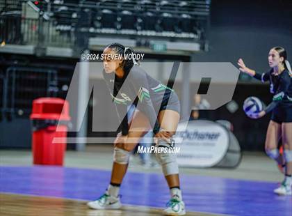 Thumbnail 1 in Benjamin Franklin vs. St. Thomas More (LHSAA Division I Final) photogallery.