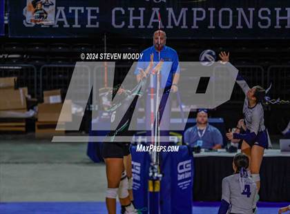 Thumbnail 3 in Benjamin Franklin vs. St. Thomas More (LHSAA Division I Final) photogallery.