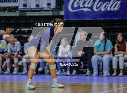 Thumbnail 1 in Benjamin Franklin vs. St. Thomas More (LHSAA Division I Final) photogallery.