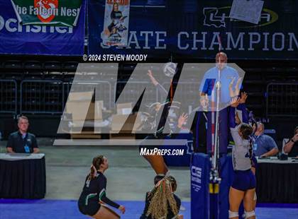 Thumbnail 3 in Benjamin Franklin vs. St. Thomas More (LHSAA Division I Final) photogallery.