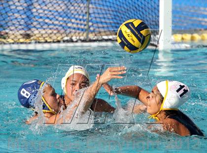Thumbnail 3 in Clovis vs Leland (St. Francis Invitational) photogallery.