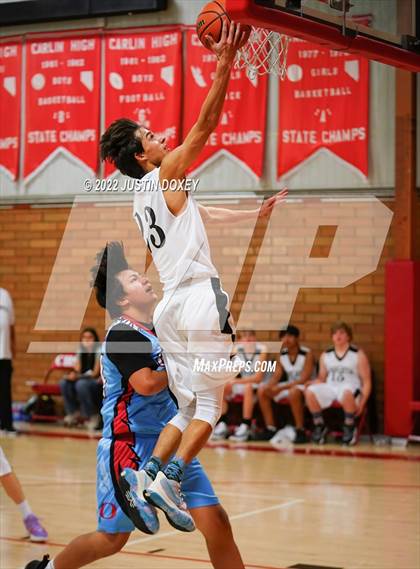 Thumbnail 2 in Round Mountain vs Owyhee (WREC Classic) photogallery.