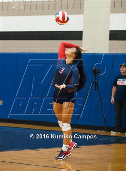 Thumbnail 2 in Allen @ Hebron photogallery.