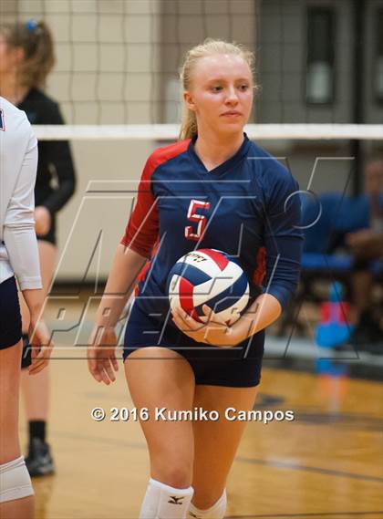 Thumbnail 2 in Allen @ Hebron photogallery.