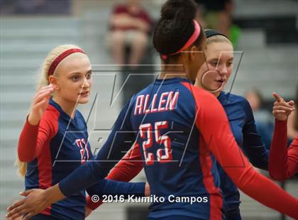 Thumbnail 2 in Allen @ Hebron photogallery.