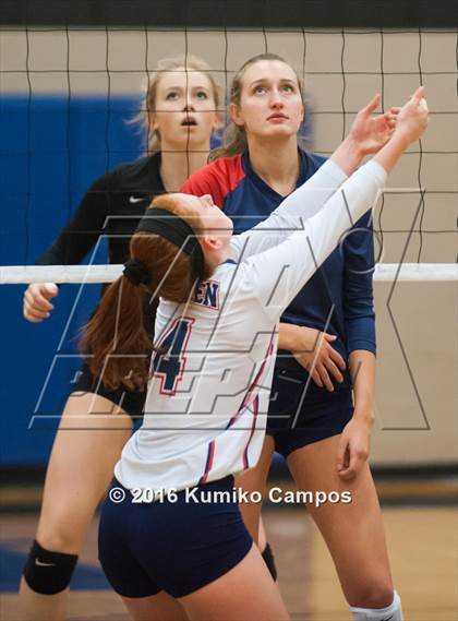 Thumbnail 2 in Allen @ Hebron photogallery.