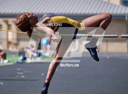 Thumbnail 3 in UIL 6A Track & Field Area 13&14 (High Jump) photogallery.