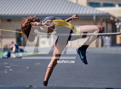 Thumbnail 2 in UIL 6A Track & Field Area 13&14 (High Jump) photogallery.