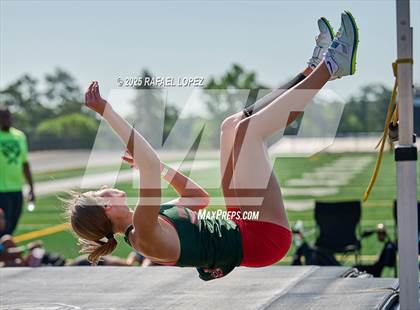 Thumbnail 1 in UIL 6A Track & Field Area 13&14 (High Jump) photogallery.