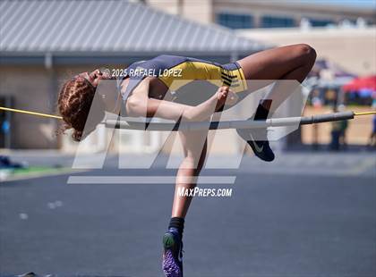 Thumbnail 3 in UIL 6A Track & Field Area 13&14 (High Jump) photogallery.