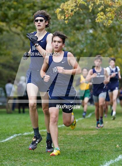 Thumbnail 1 in Lane Tech/Taft Invitational XC Meet photogallery.