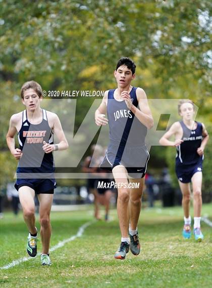 Thumbnail 2 in Lane Tech/Taft Invitational XC Meet photogallery.