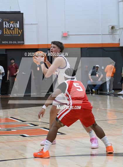 Thumbnail 2 in Wisconsin Lutheran vs. Pike (Kevin Brown Memorial Tournament of Champions) photogallery.